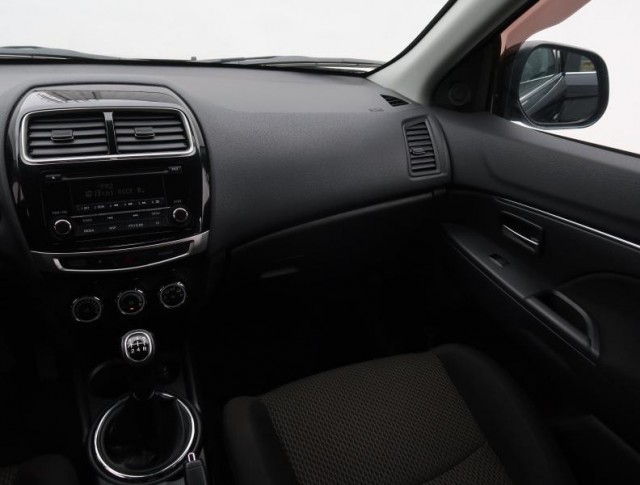 Mitsubishi ASX  1.6 MIVEC Invite