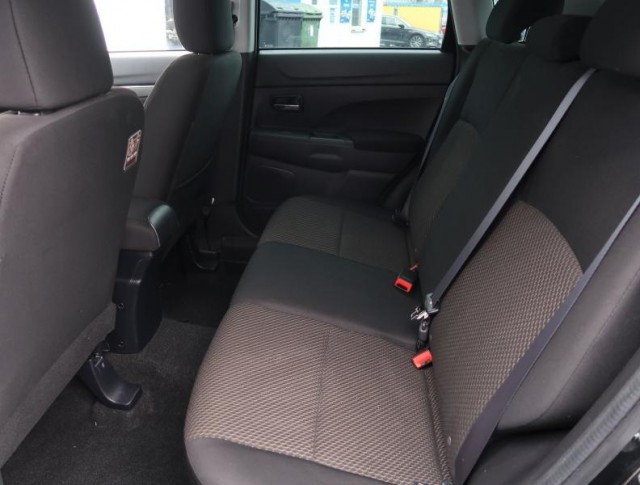 Mitsubishi ASX  1.6 MIVEC Invite