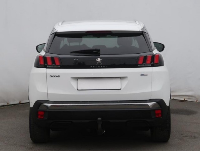 Peugeot 3008  1.2 PureTech Active Pack