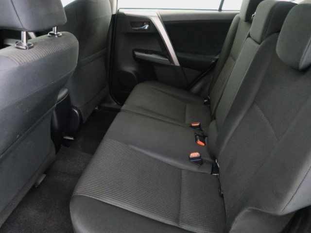 Toyota RAV 4  2.0 VVT-i 