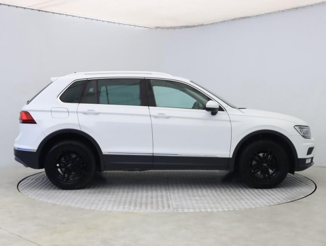 Volkswagen Tiguan  2.0 TDI 