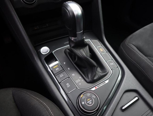 Volkswagen Tiguan  2.0 TDI 