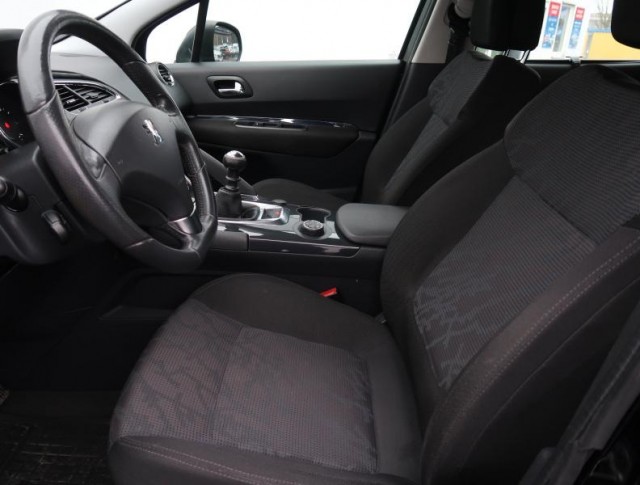 Peugeot 3008  1.6 HDi 