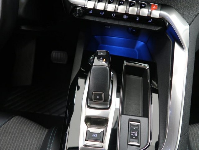 Peugeot 5008  1.5 BlueHDi 