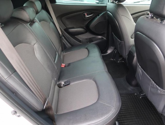 Hyundai ix35  2.0 CRDi 