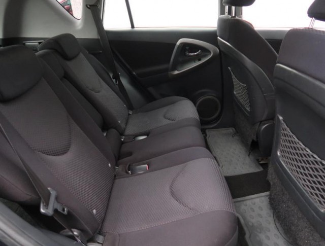 Toyota RAV 4  2.2 D-4D 