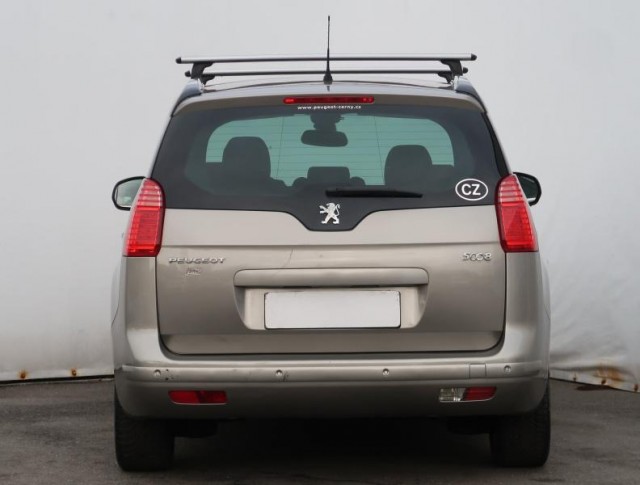 Peugeot 5008  2.0 HDI 