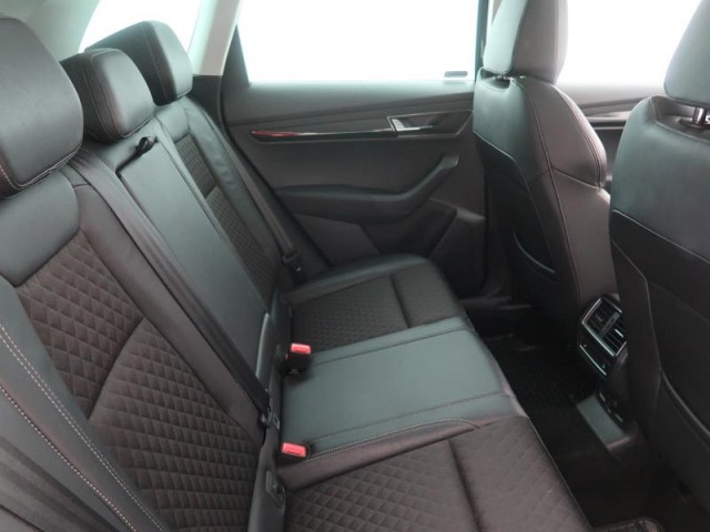 Škoda Karoq  1.6 TDI Style Plus