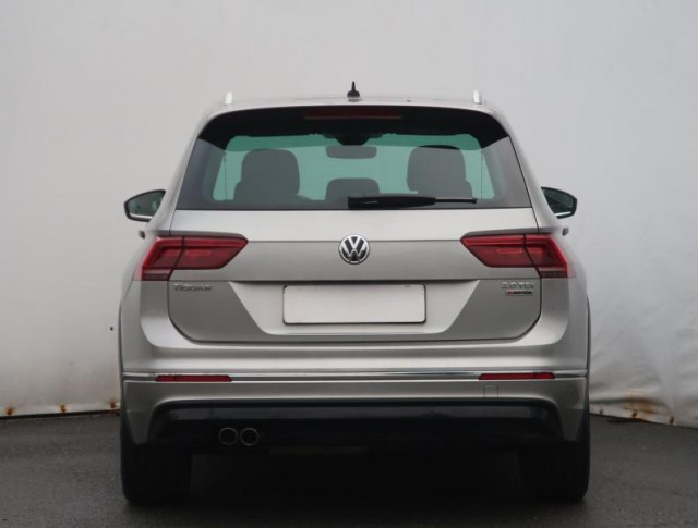 Volkswagen Tiguan  2.0 TDI R-Line