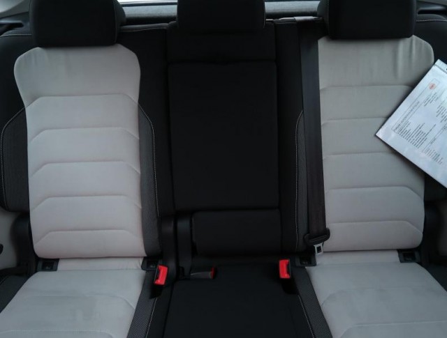 Volkswagen Tiguan  2.0 TDI R-Line