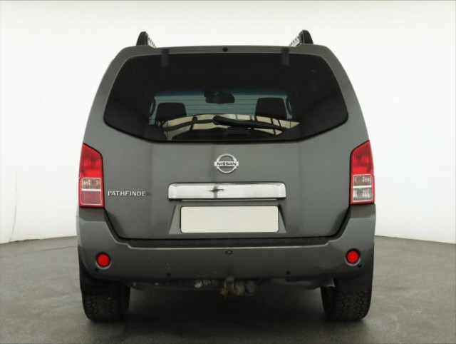 Nissan Pathfinder  2.5 dCi 