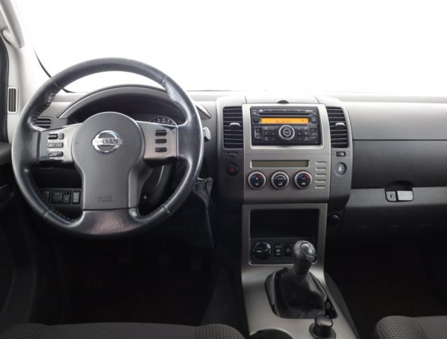 Nissan Pathfinder  2.5 dCi 