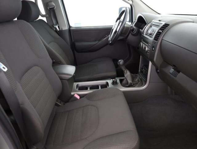 Nissan Pathfinder  2.5 dCi 