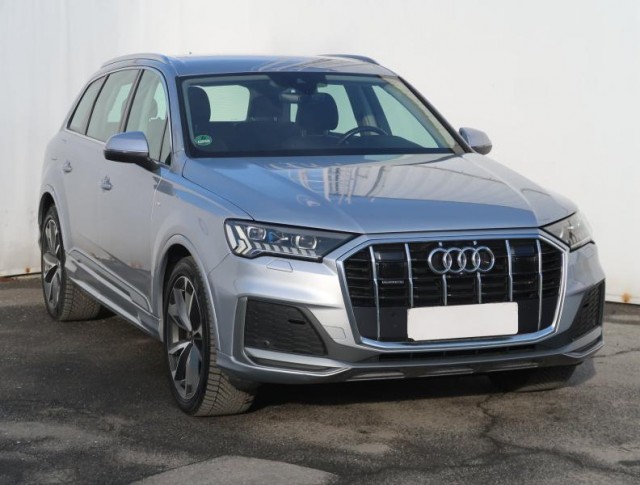 Audi Q7  50 TDI S-Line