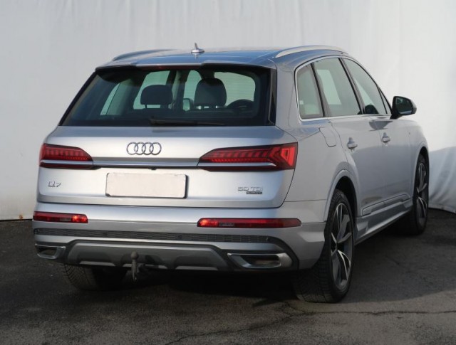 Audi Q7  50 TDI S-Line