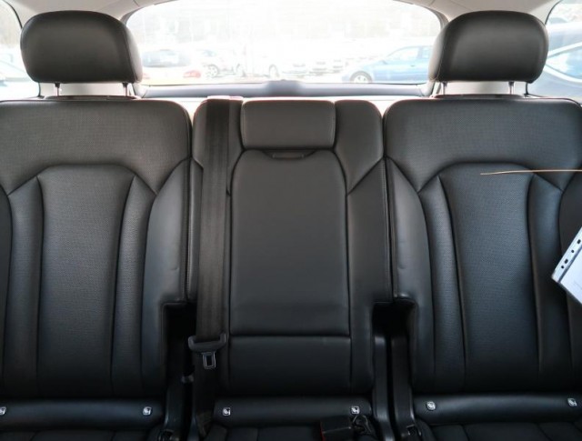 Audi Q7  50 TDI S-Line