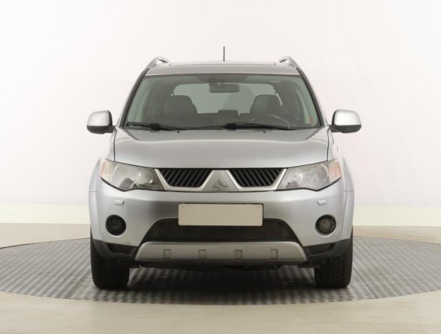 Mitsubishi Outlander  2.2 DI-D 