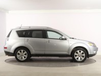 Mitsubishi Outlander  2.2 DI-D 