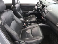 Mitsubishi Outlander  2.2 DI-D 