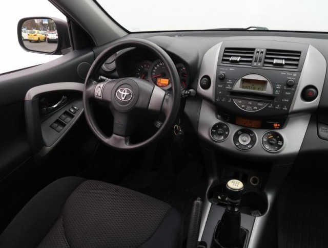 Toyota RAV 4  2.2 D-4D 