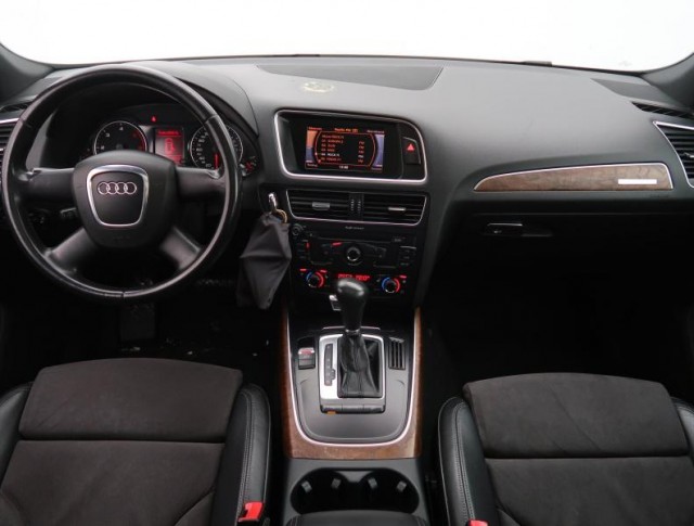 Audi Q5  2.0 TDI 