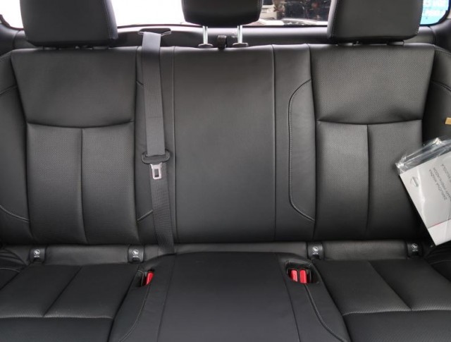 Nissan Navara  2.3 dCi Trek -1°