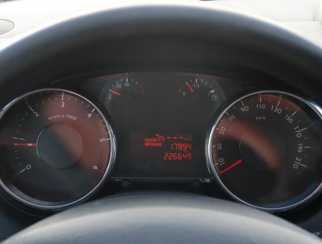 Peugeot 5008  1.6 BlueHDi 