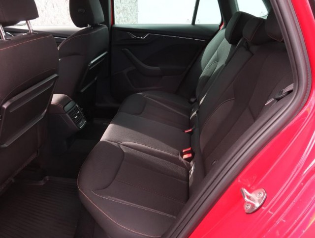 Škoda Kamiq  1.0 TSI Scoutline