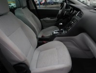 Peugeot 5008  1.6 HDi 
