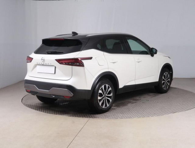 Nissan Qashqai  1.3 DIG-T MHEV N-Connecta