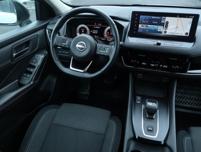 Nissan Qashqai  1.3 DIG-T MHEV N-Connecta