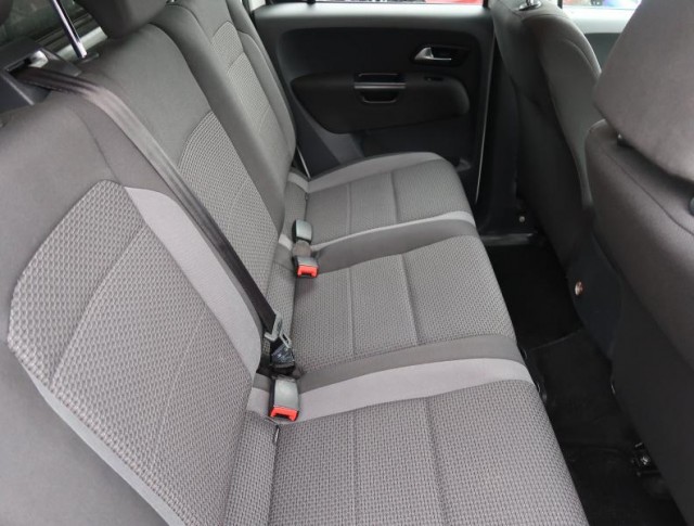 Volkswagen Amarok  V6 3.0 TDI 