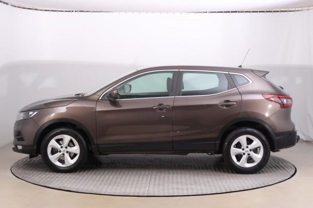Nissan Qashqai  1.3 DIG-T 