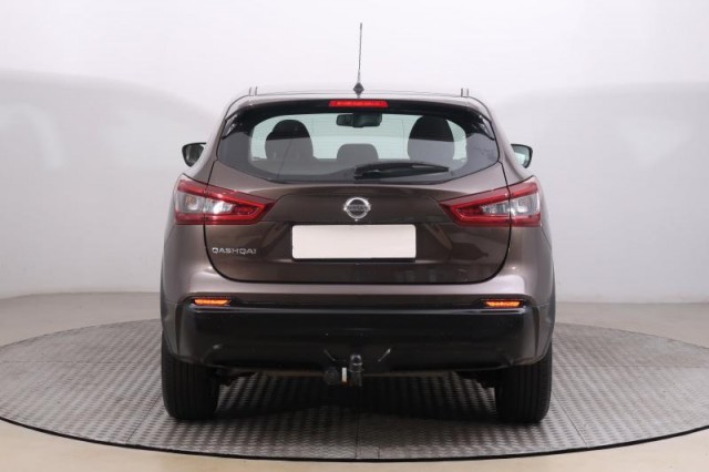 Nissan Qashqai  1.3 DIG-T 
