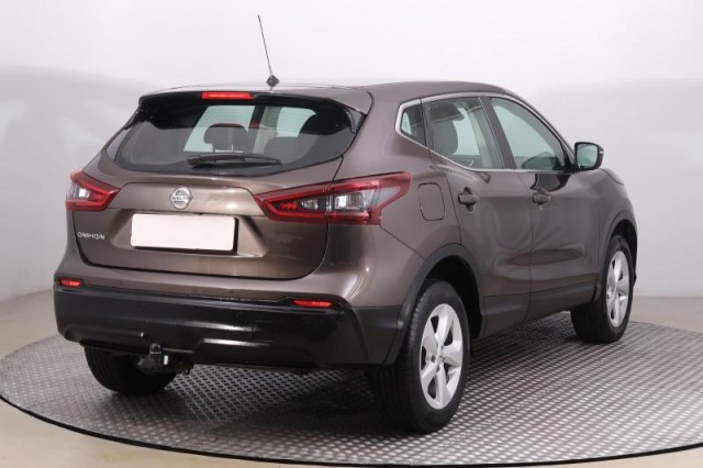 Nissan Qashqai  1.3 DIG-T 