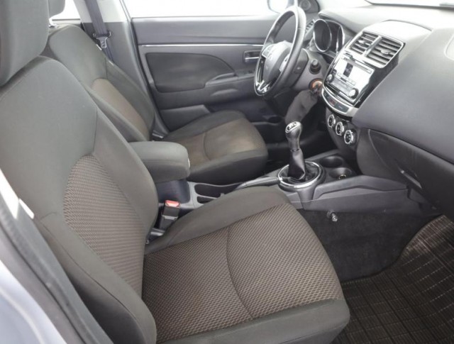 Mitsubishi ASX  1.6 MIVEC 