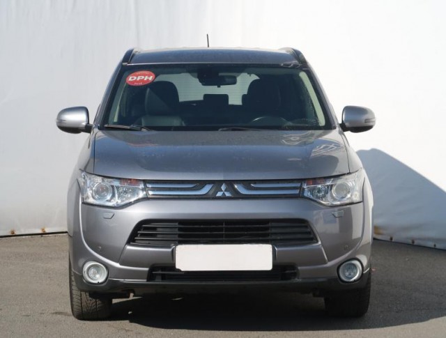 Mitsubishi Outlander  2.2 DI-D 