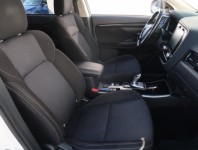 Mitsubishi Outlander  2.4 PHEV 