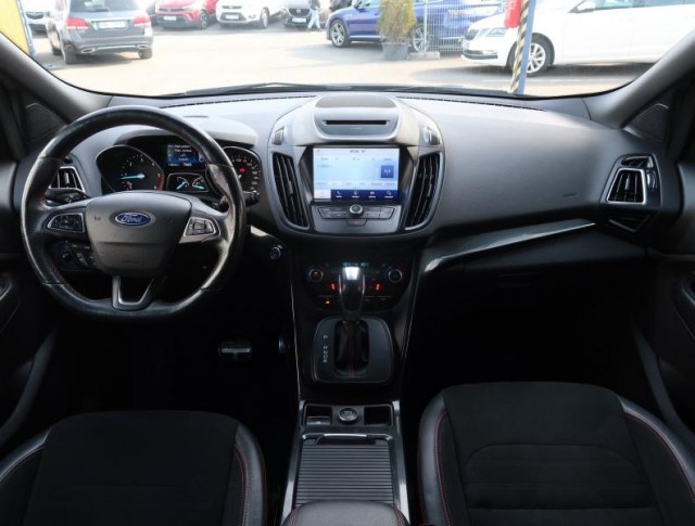 Ford Kuga  2.0 TDCi ST-Line