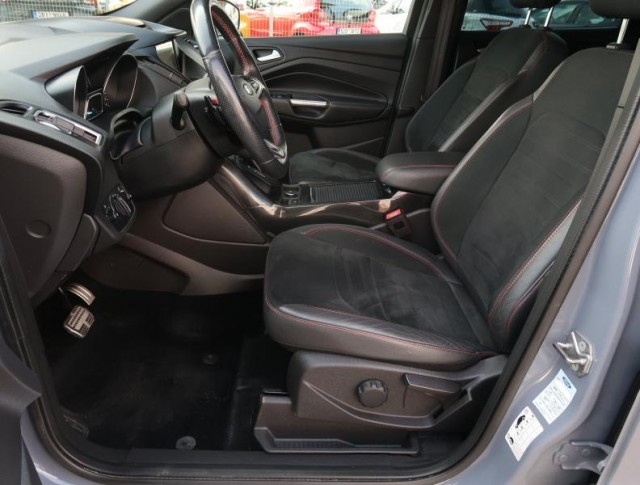 Ford Kuga  2.0 TDCi ST-Line