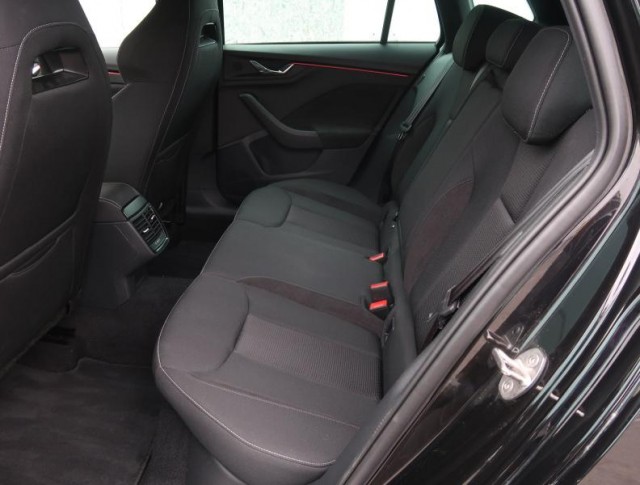 Škoda Kamiq  1.0 TSI Drive