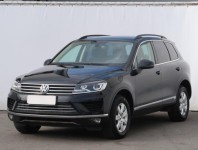 Volkswagen Touareg  3.0 TDI 