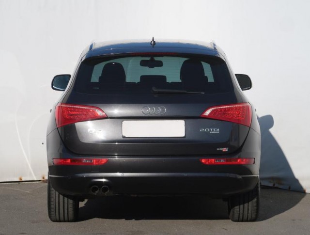 Audi Q5  2.0 TDI 