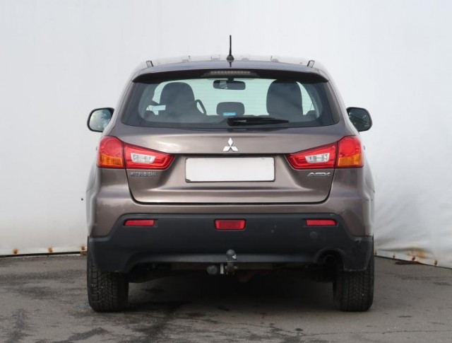 Mitsubishi ASX  1.8 DI-D MIVEC 