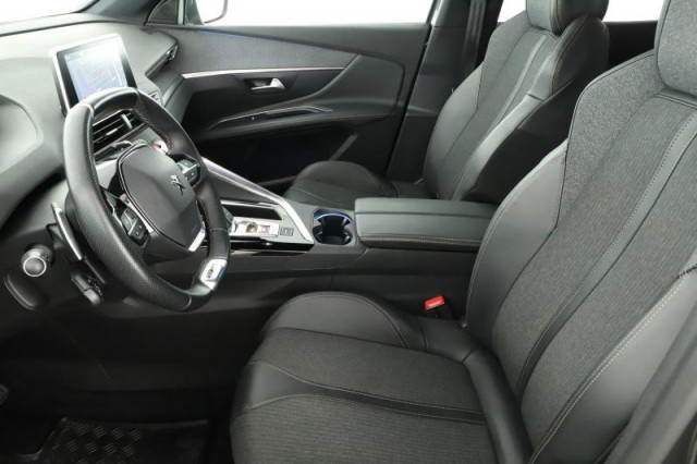 Peugeot 3008  1.6 PureTech GT Line