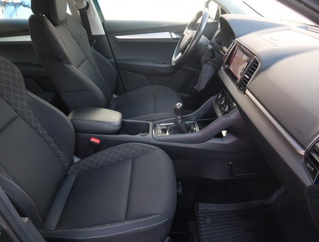 Škoda Karoq  1.0 TSI Ambition Plus