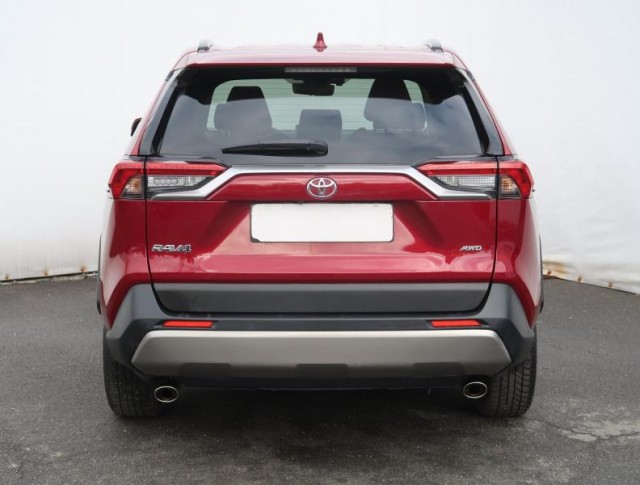 Toyota RAV 4  2.0 Valvematic Selection