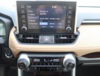 Toyota RAV 4  2.0 Valvematic Selection