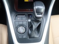 Toyota RAV 4  2.0 Valvematic Selection