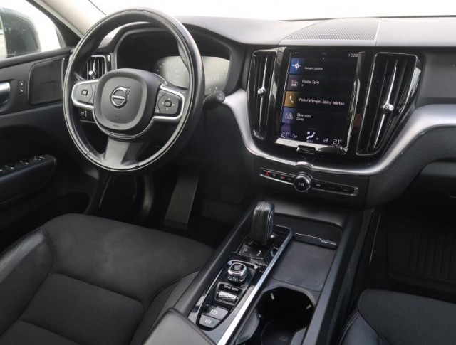 Volvo XC60  B4 AWD 